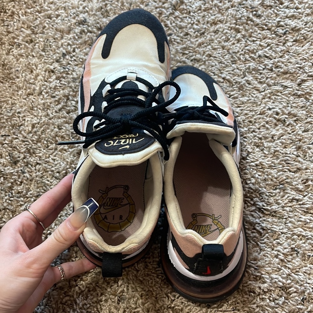 Nike 270 React - image 8